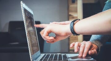 Combine Real People And Automation In Customer Service | The Chat Shop